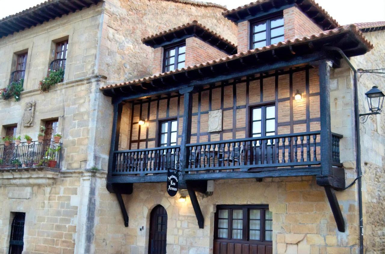 Akla Suites Con Jacuzzi Santillana Santillana del Mar Extérieur photo