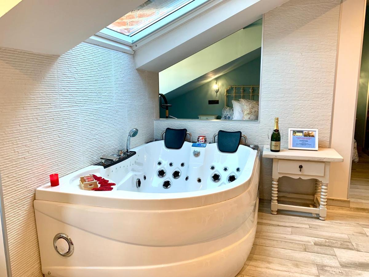 Akla Suites Con Jacuzzi Santillana Santillana del Mar Extérieur photo