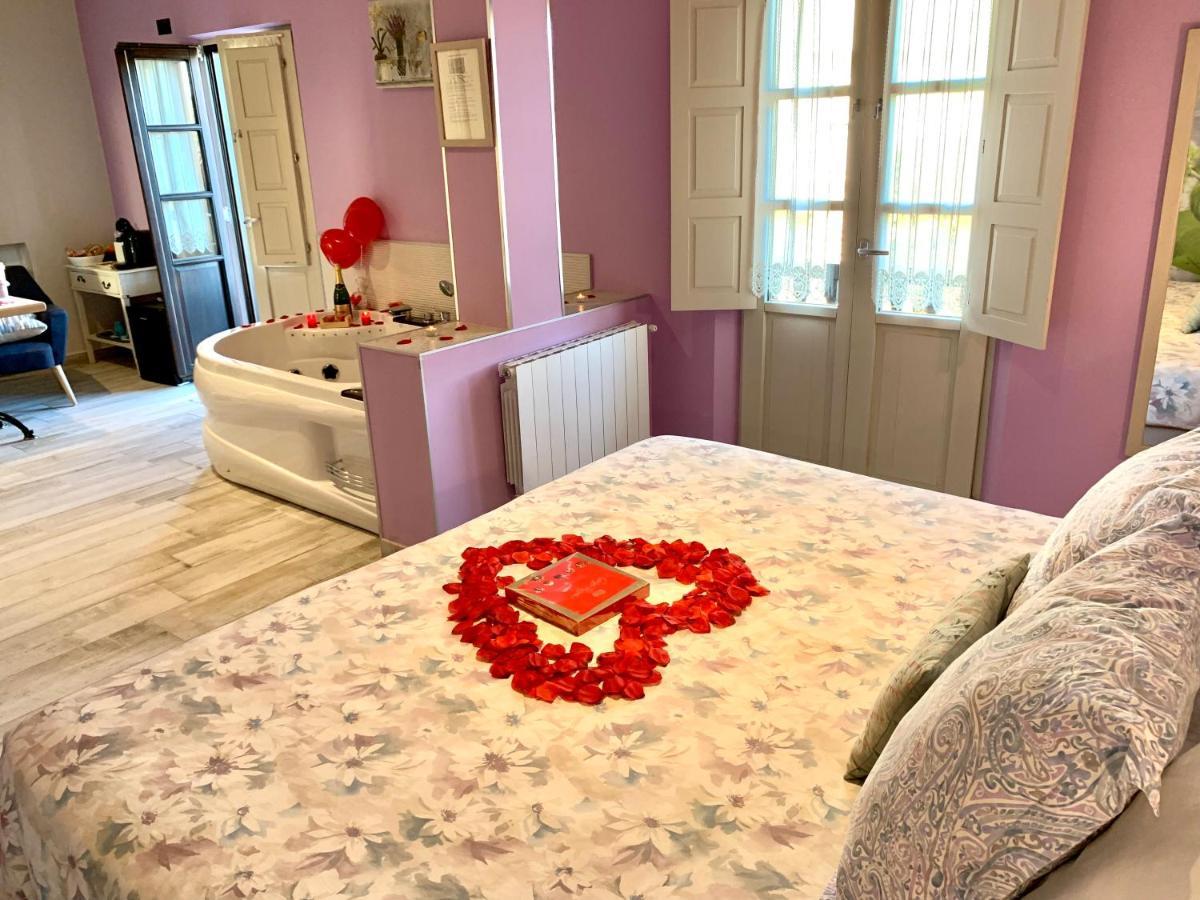 Akla Suites Con Jacuzzi Santillana Santillana del Mar Extérieur photo