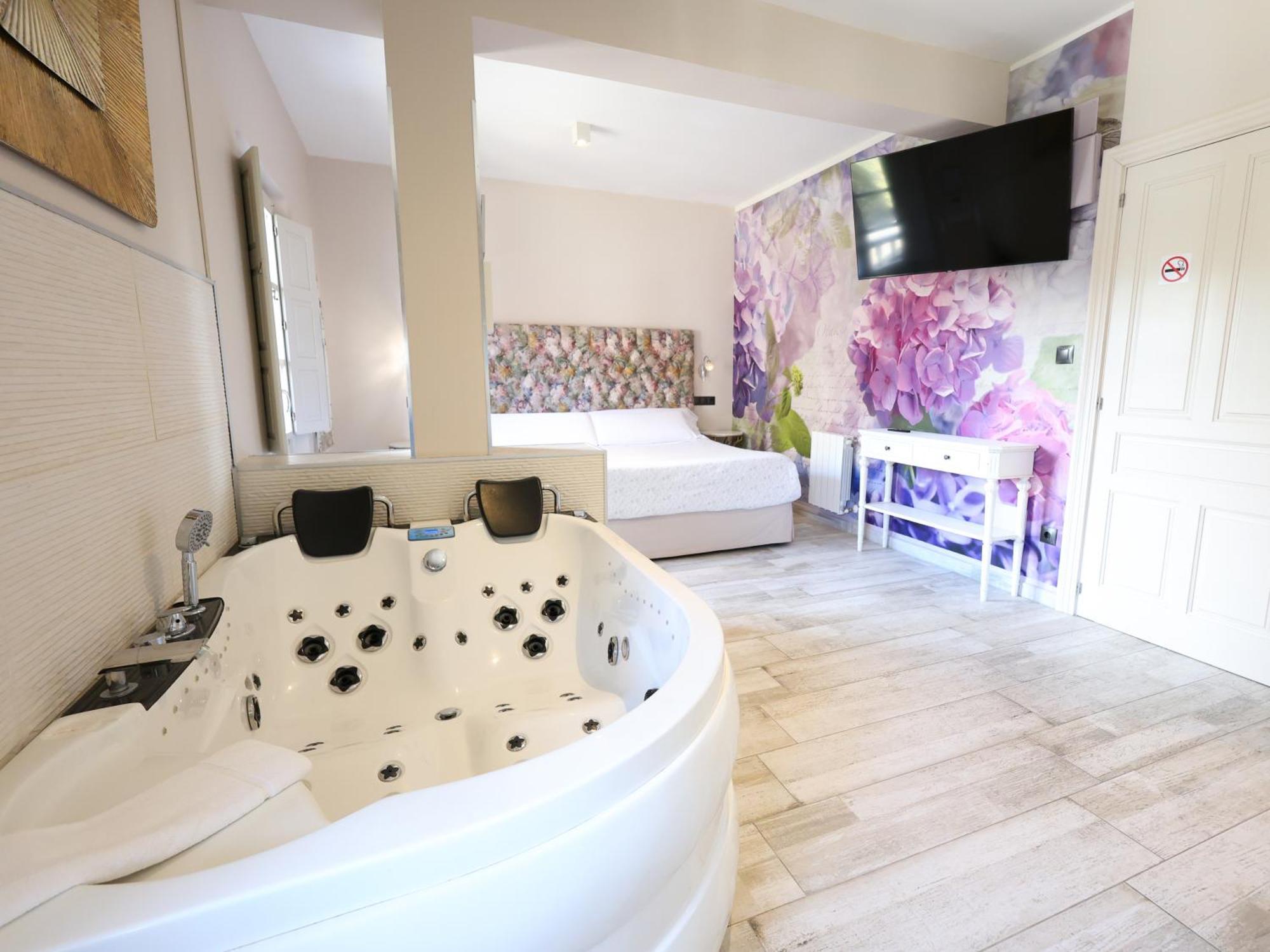 Akla Suites Con Jacuzzi Santillana Santillana del Mar Extérieur photo