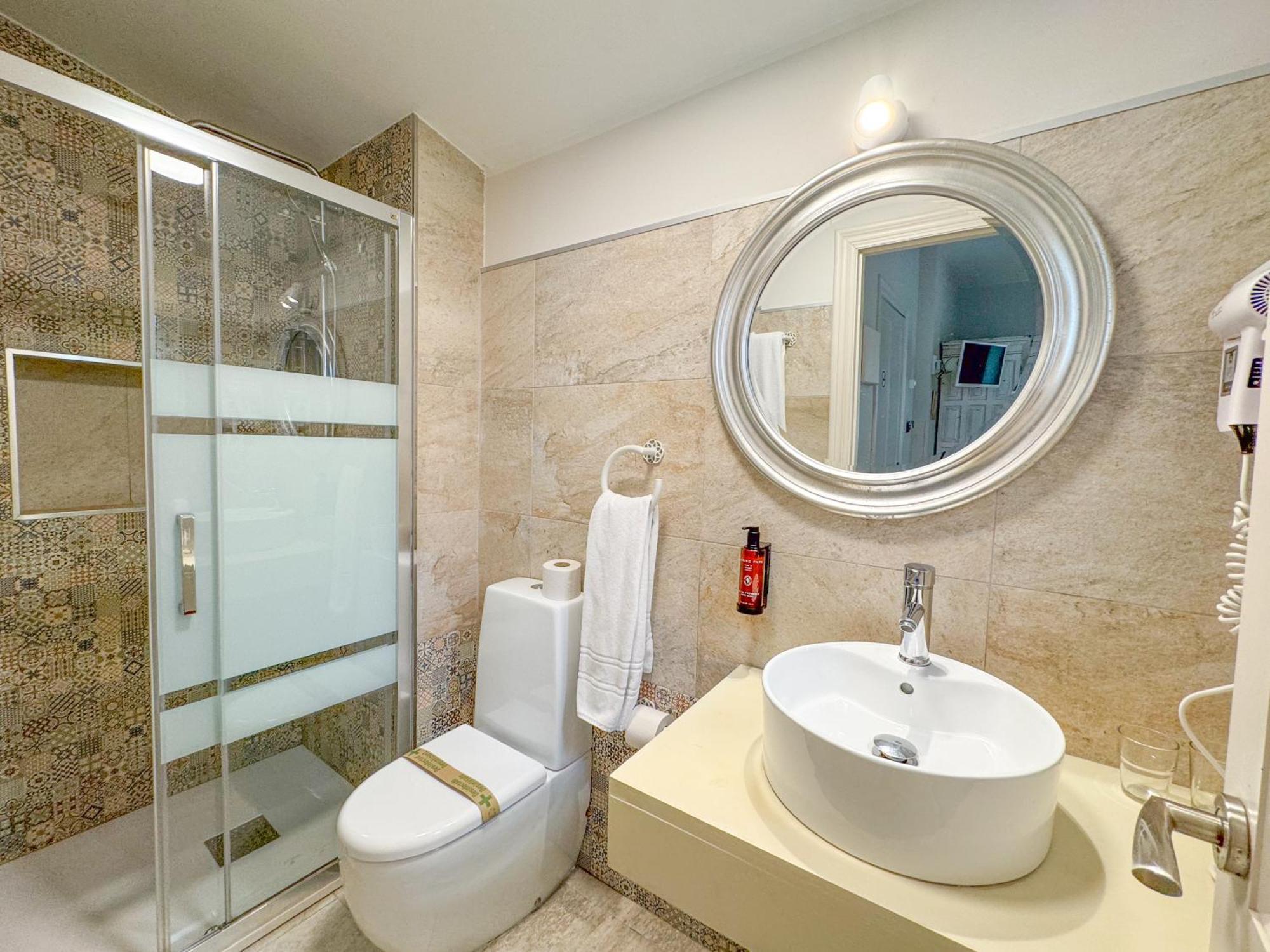 Akla Suites Con Jacuzzi Santillana Santillana del Mar Extérieur photo